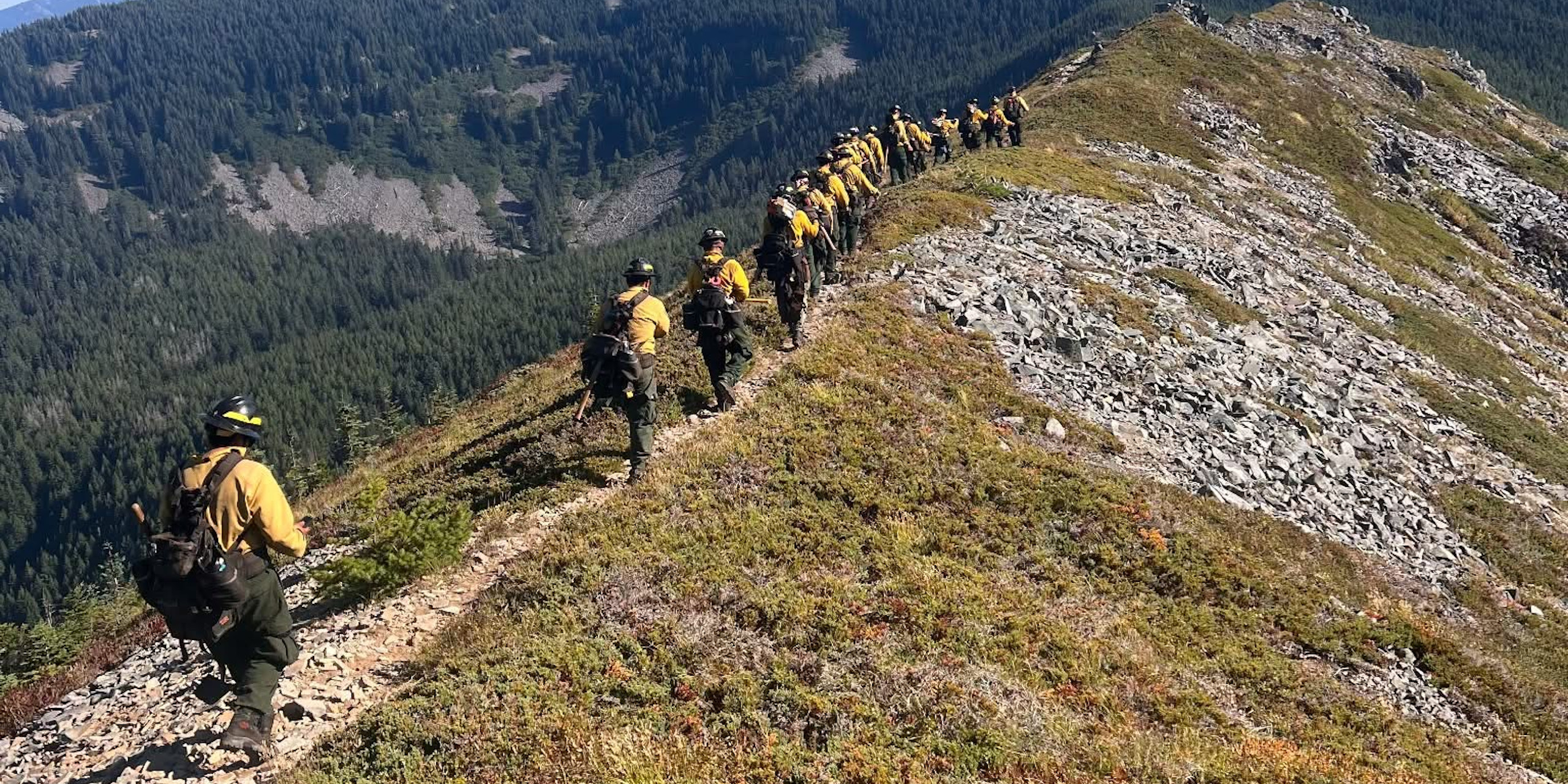 asi-hero-crew-hiking